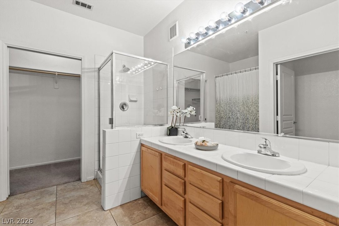 1000 Duckhorn Court 102 Las Vegas NV 89144