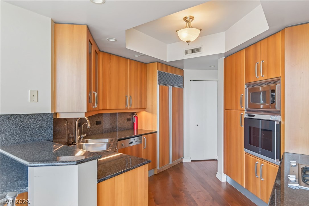 2857 Paradise Road 505 Las Vegas NV 89109