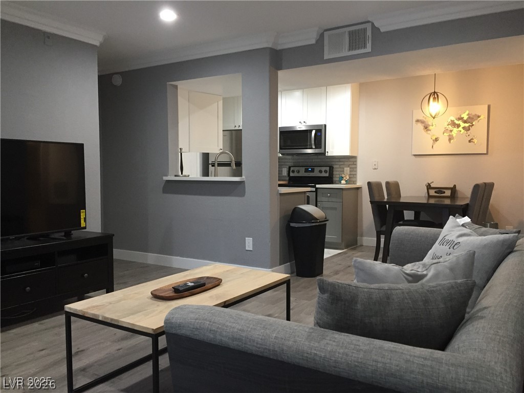 201 Mission Laguna Lane 107 Las Vegas NV 89107