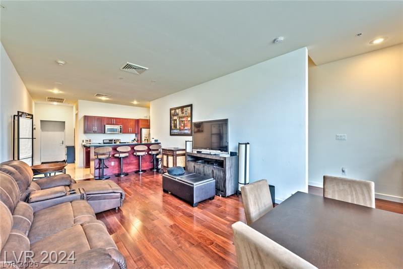 4585 Dean Martin Drive 202 Las Vegas NV 89103