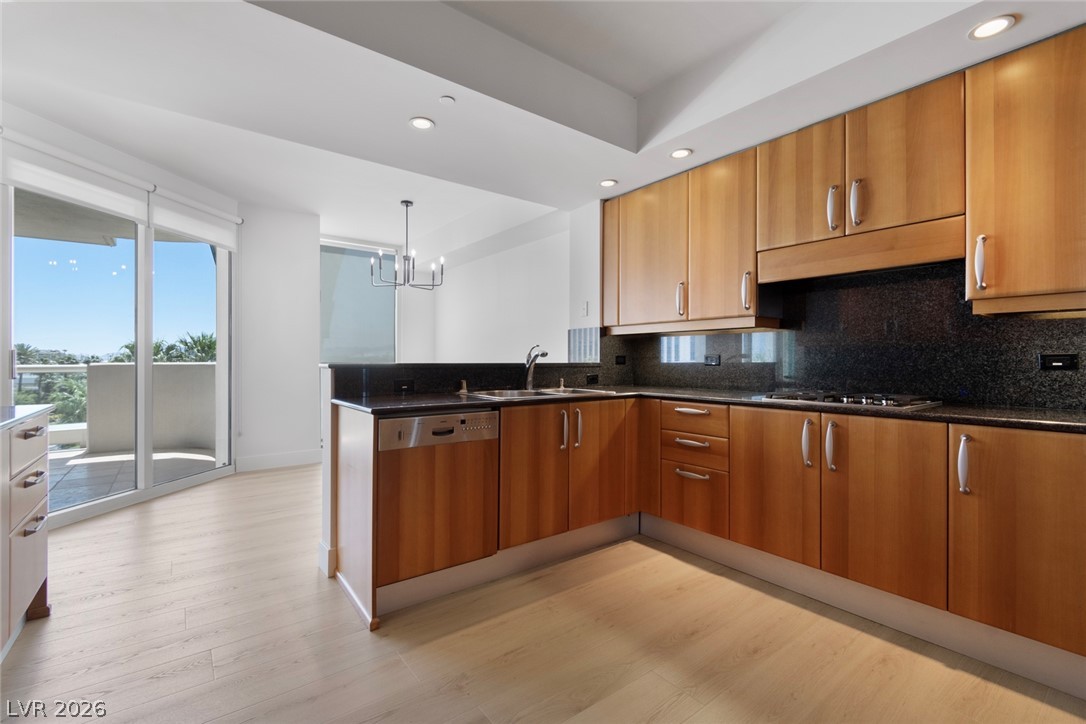 2857 Paradise Road 403 Las Vegas NV 89109