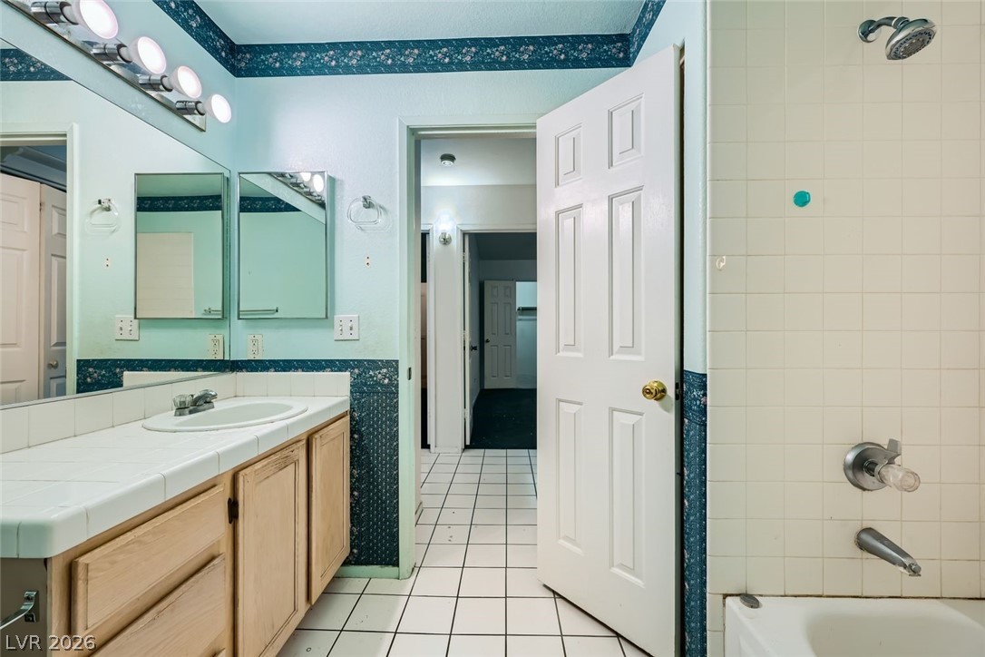 2725 South Nellis Boulevard 2047 Las Vegas NV 89121