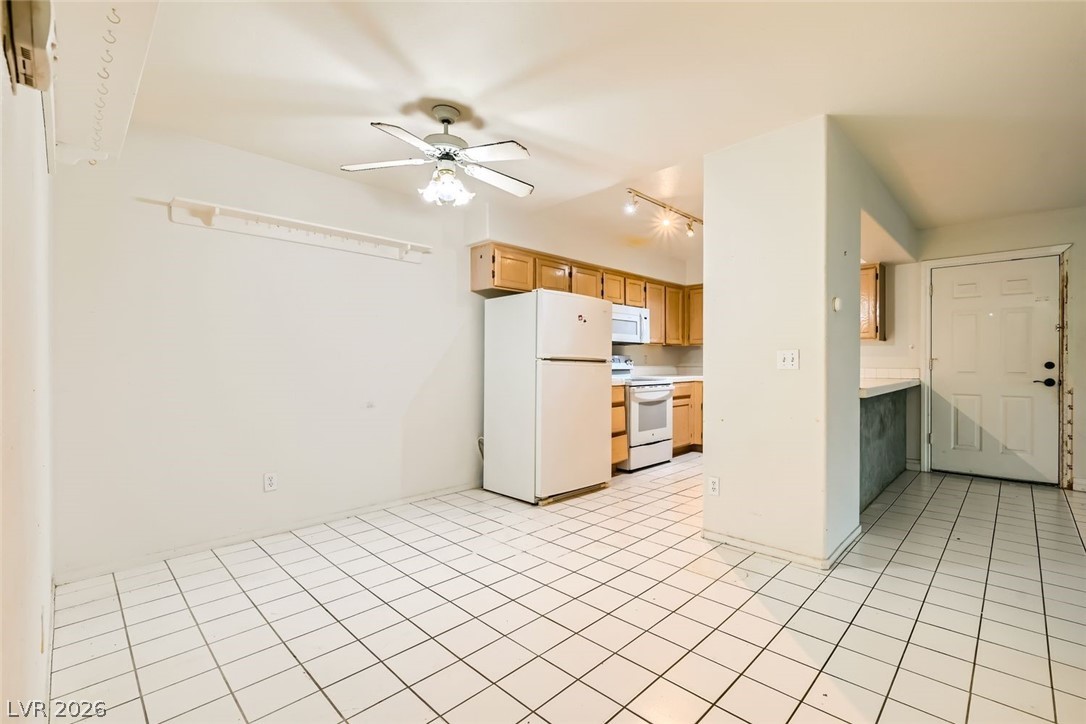 2725 South Nellis Boulevard 2047 Las Vegas NV 89121