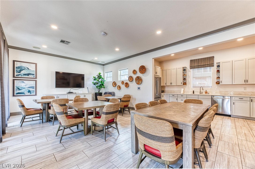 2555 Hampton Road 10108 Henderson NV 89052