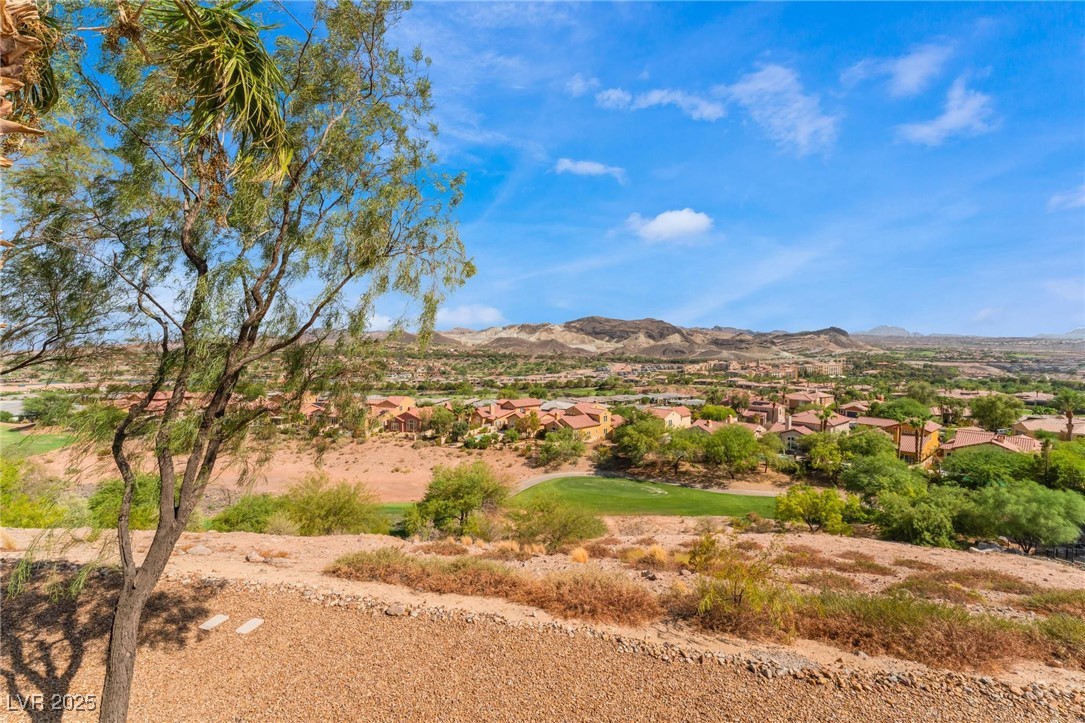 24 Via Vasari 204 Henderson NV 89011