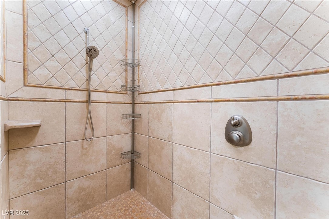 24 Via Vasari 204 Henderson NV 89011