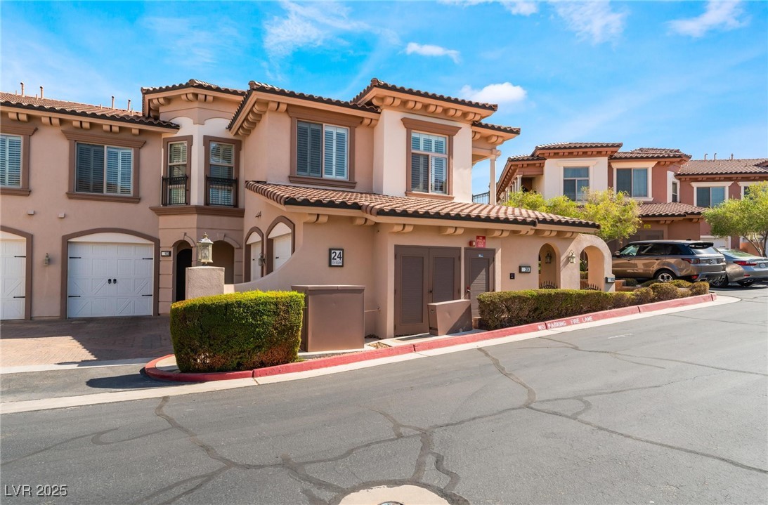 24 Via Vasari 204 Henderson NV 89011