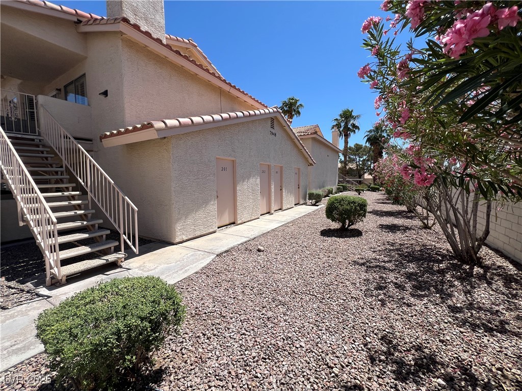 7948 Calico Vista Boulevard 101 Las Vegas NV 89128