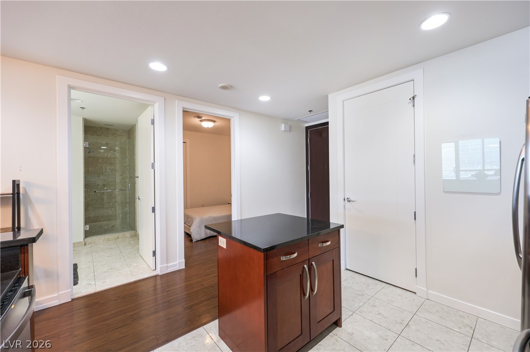 4525 East Dean Martin Drive 2911 Las Vegas NV 89103