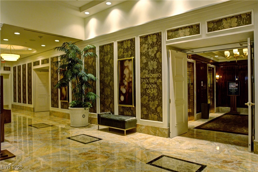 2000 Fashion Show Drive 2723 Las Vegas NV 89109