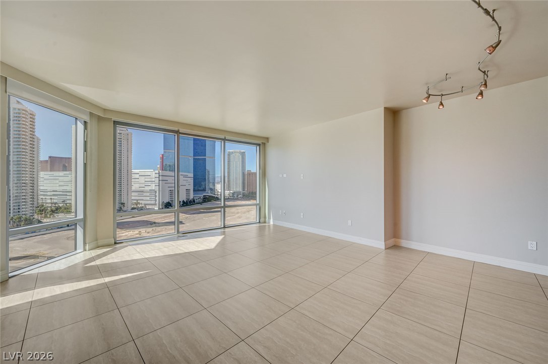 222 Karen Avenue 1602 Las Vegas NV 89109