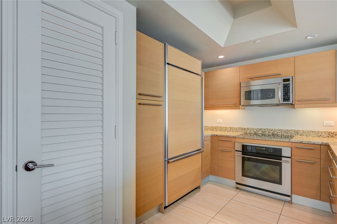 222 Karen Avenue 1602 Las Vegas NV 89109
