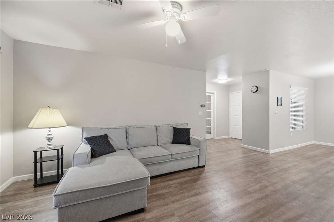 8452 Boseck Drive 154 Las Vegas NV 89145