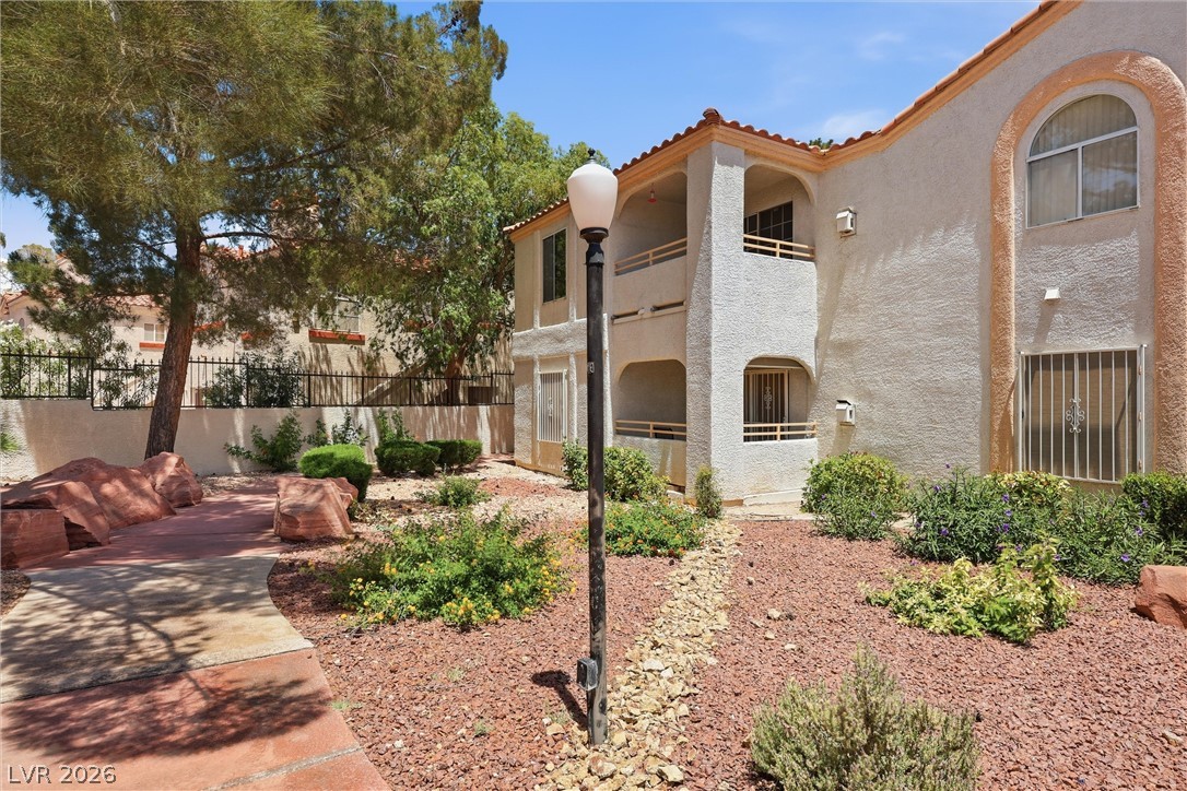 8452 Boseck Drive 154 Las Vegas NV 89145