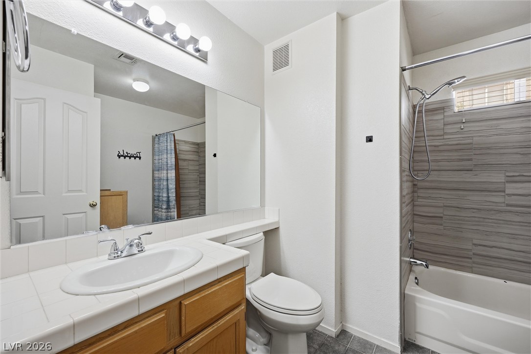 8452 Boseck Drive 154 Las Vegas NV 89145