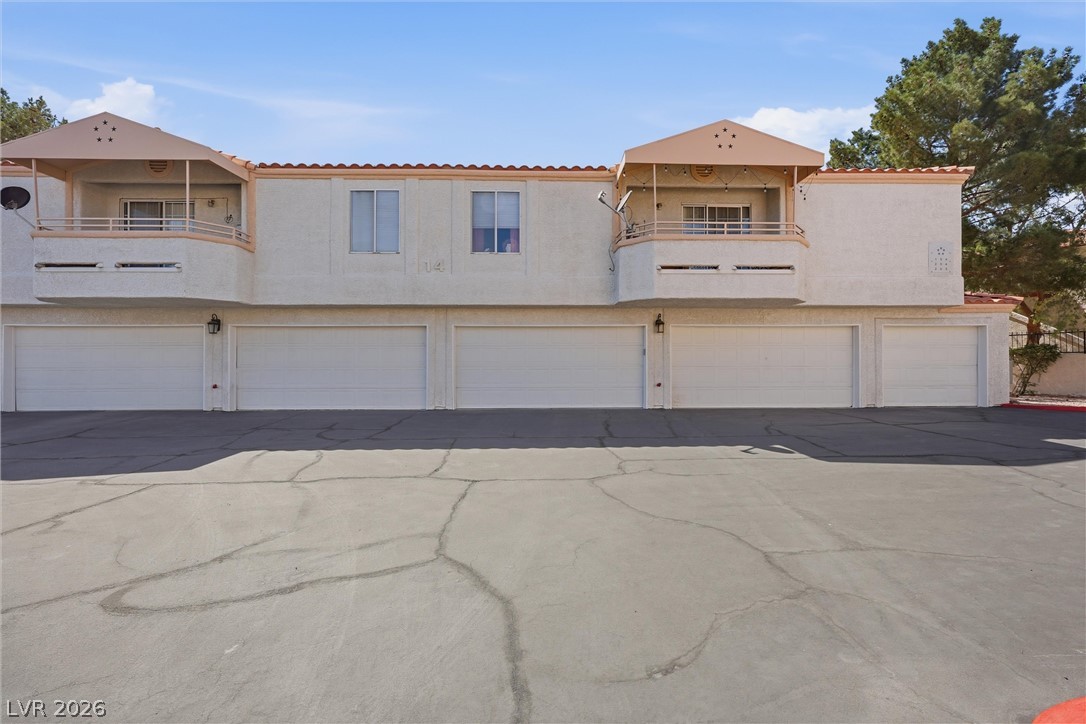 8452 Boseck Drive 154 Las Vegas NV 89145