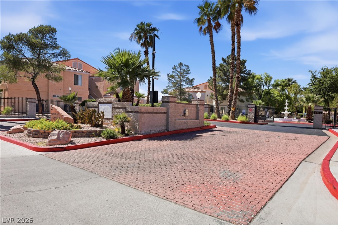8452 Boseck Drive 154 Las Vegas NV 89145