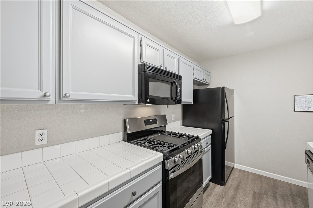 8452 Boseck Drive 154 Las Vegas NV 89145