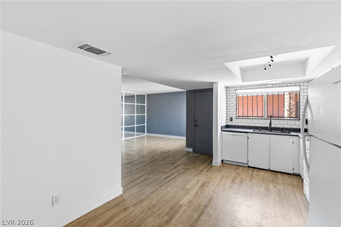 4622 Grand Drive 3 Las Vegas NV 89169