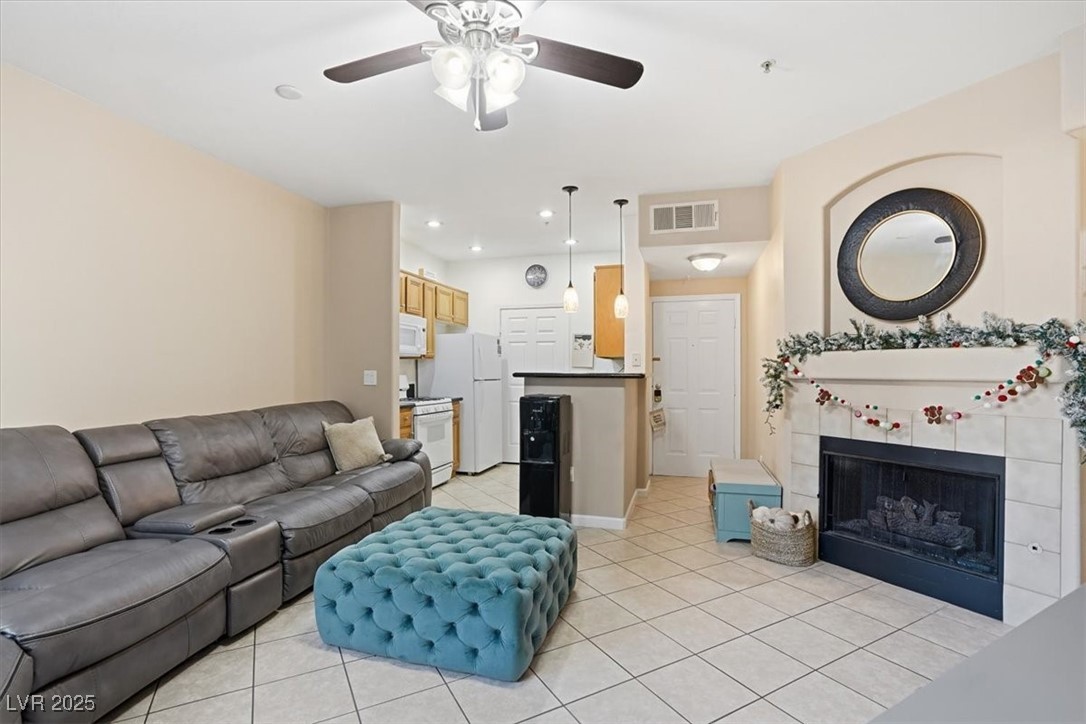7147 South Durango Drive 111 Las Vegas NV 89113