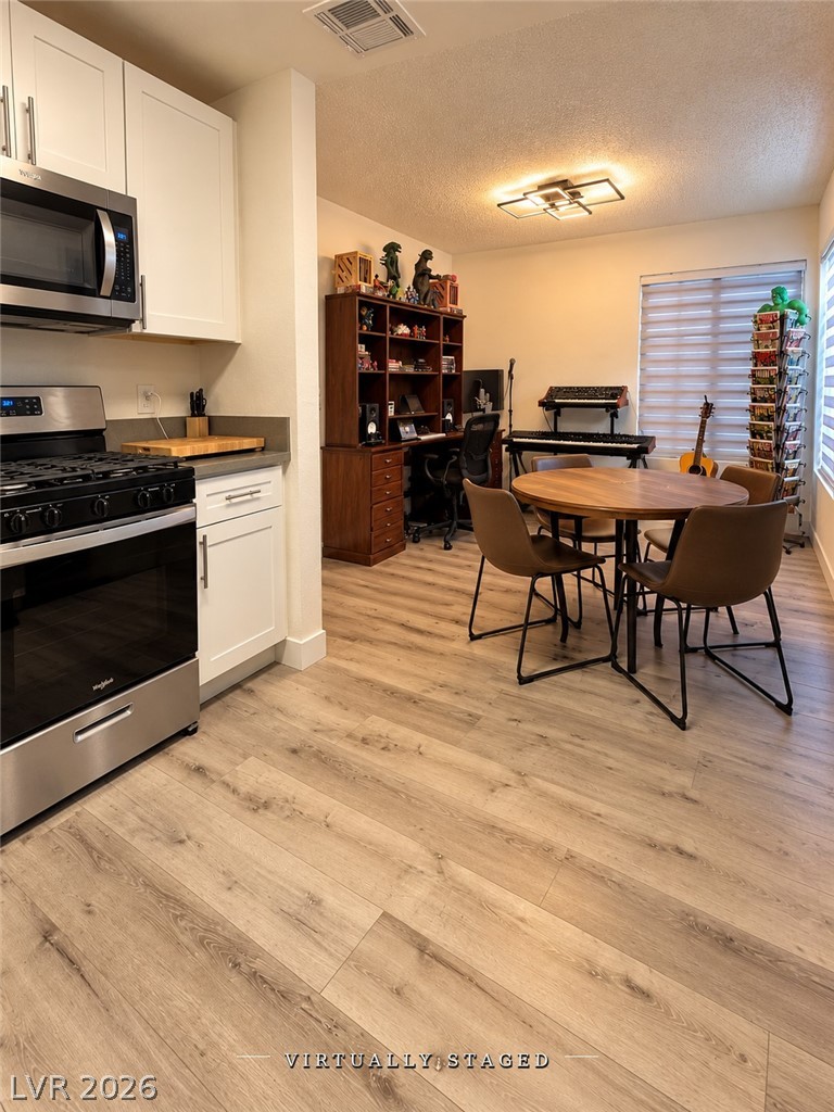 2200 South Fort Apache Road 2202 Las Vegas NV 89117