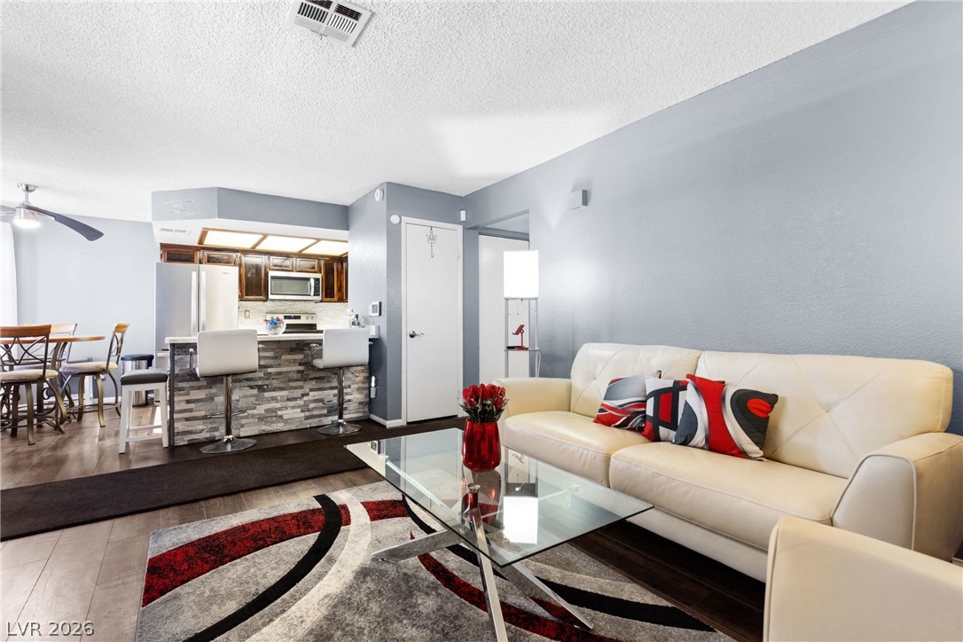 7900 Esterbrook Way 101 Las Vegas NV 89128