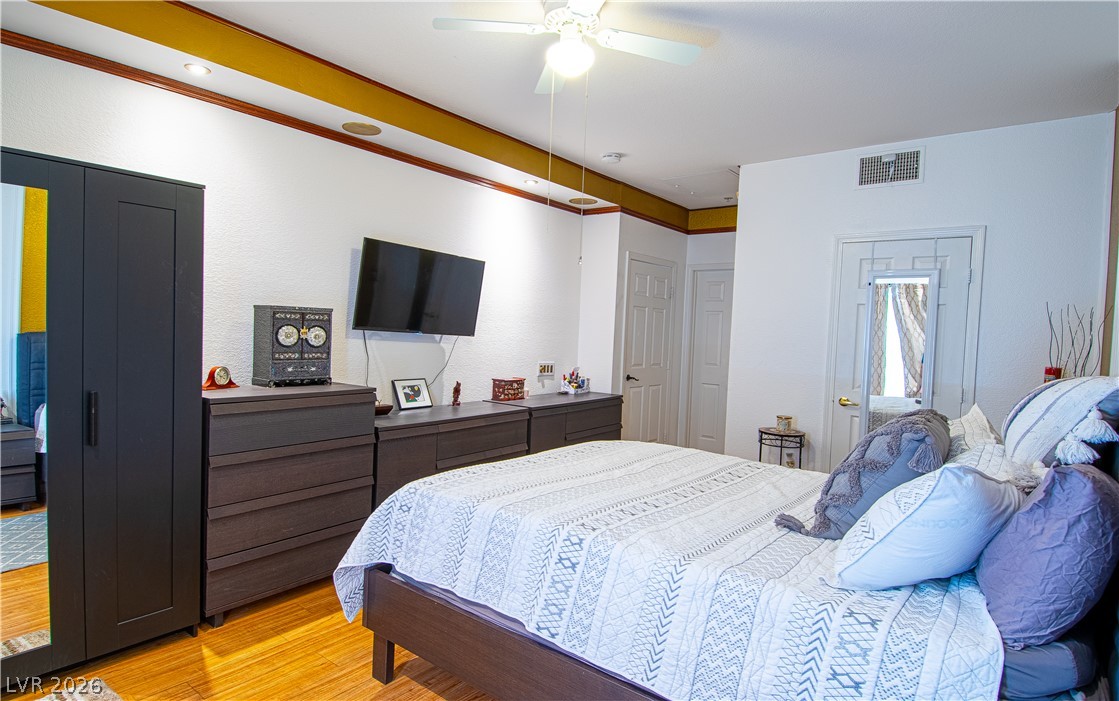 6955 North Durango Drive 2005 Las Vegas NV 89149
