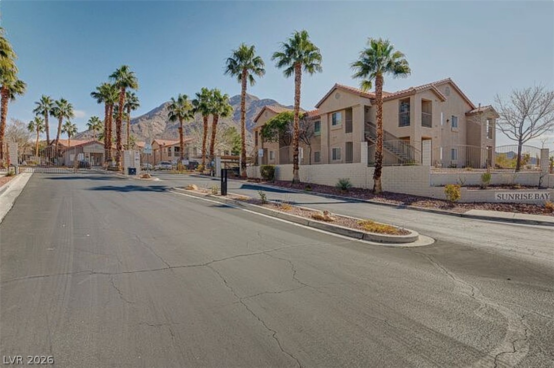 2110 Los Feliz Street 2015 Las Vegas NV 89156
