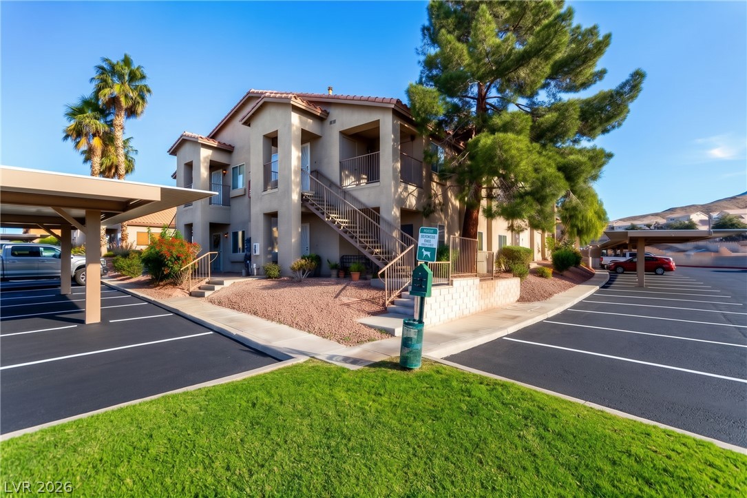 2110 Los Feliz Street 2015 Las Vegas NV 89156
