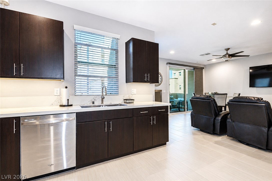 11257 Rainbow Peak Avenue 211 Las Vegas NV 89135