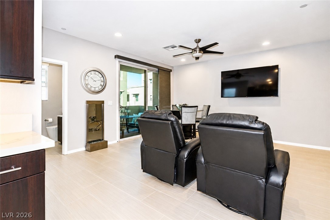 11257 Rainbow Peak Avenue 211 Las Vegas NV 89135