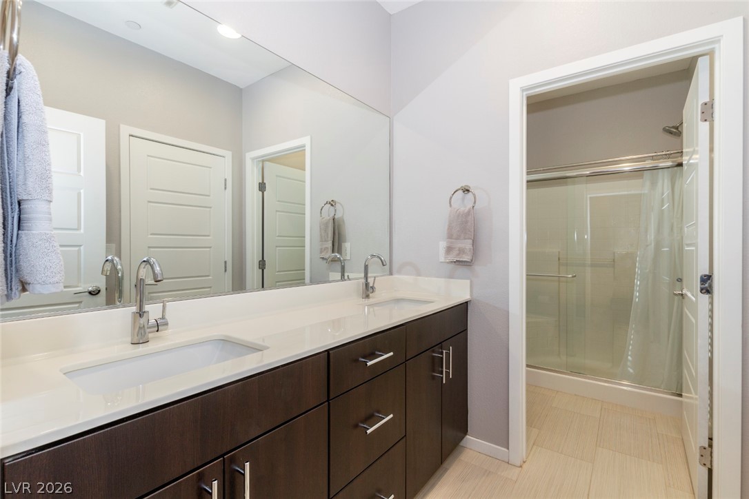11257 Rainbow Peak Avenue 211 Las Vegas NV 89135