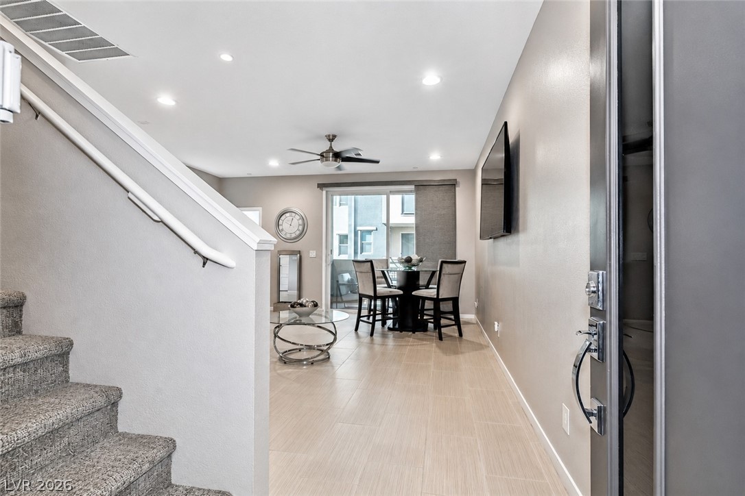 11257 Rainbow Peak Avenue 211 Las Vegas NV 89135