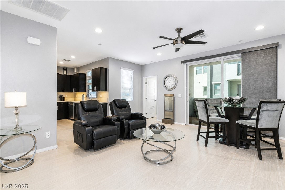 11257 Rainbow Peak Avenue 211 Las Vegas NV 89135