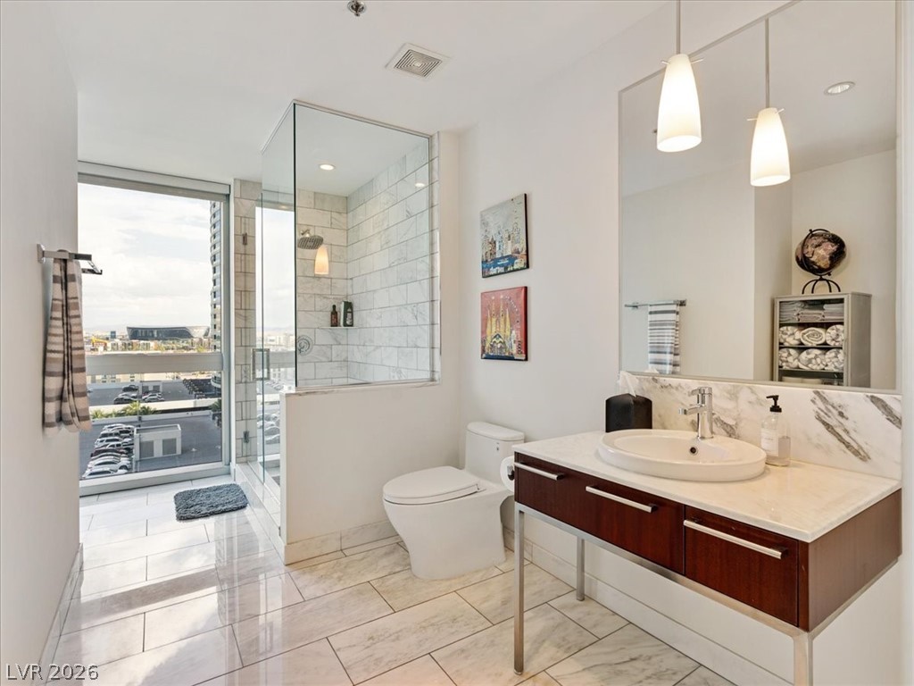 4471 Dean Martin Drive 1109 Las Vegas NV 89103