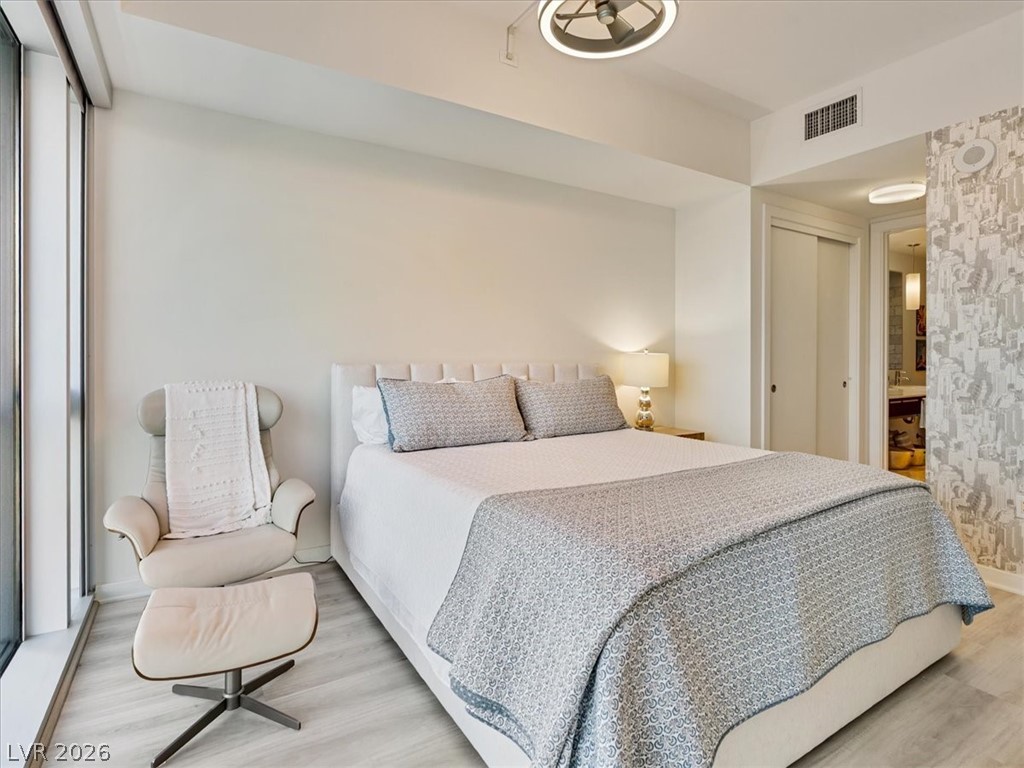 4471 Dean Martin Drive 1109 Las Vegas NV 89103