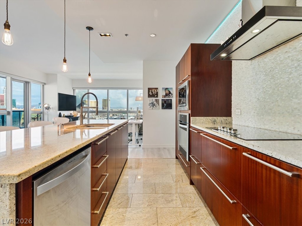 4471 Dean Martin Drive 1109 Las Vegas NV 89103