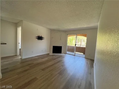 5260 Mission Monterey Lane 208 Las Vegas NV 89107