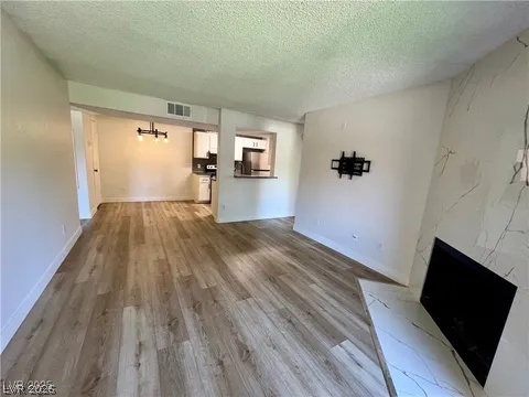 5260 Mission Monterey Lane 208 Las Vegas NV 89107