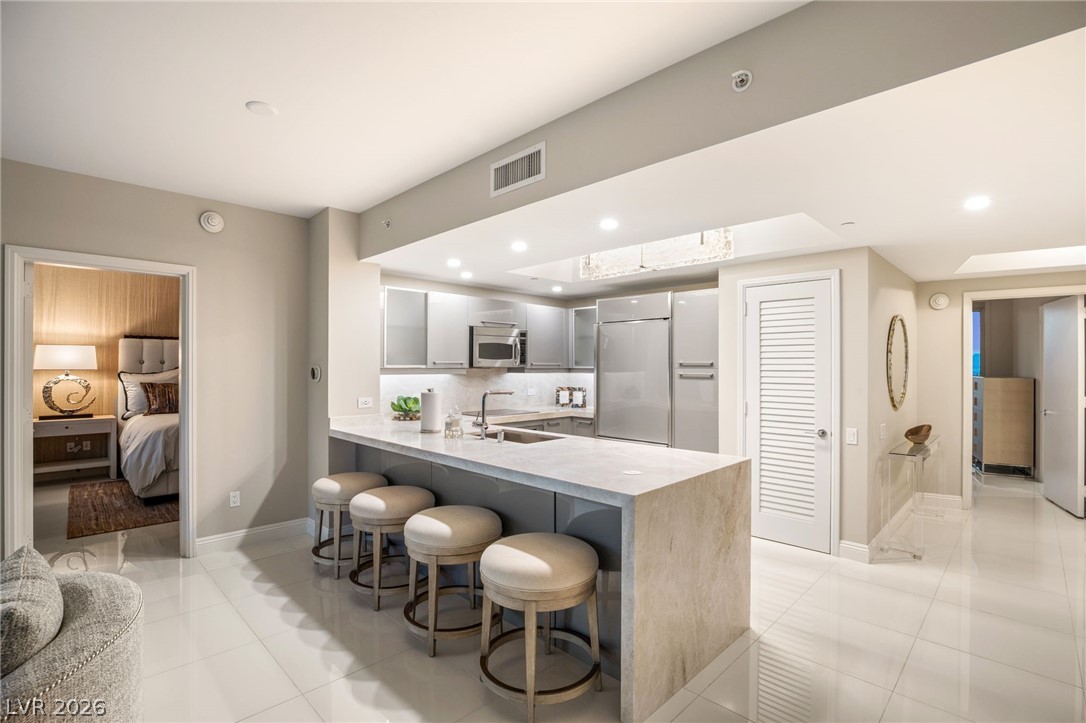 222 Karen Avenue 1701 Las Vegas NV 89109