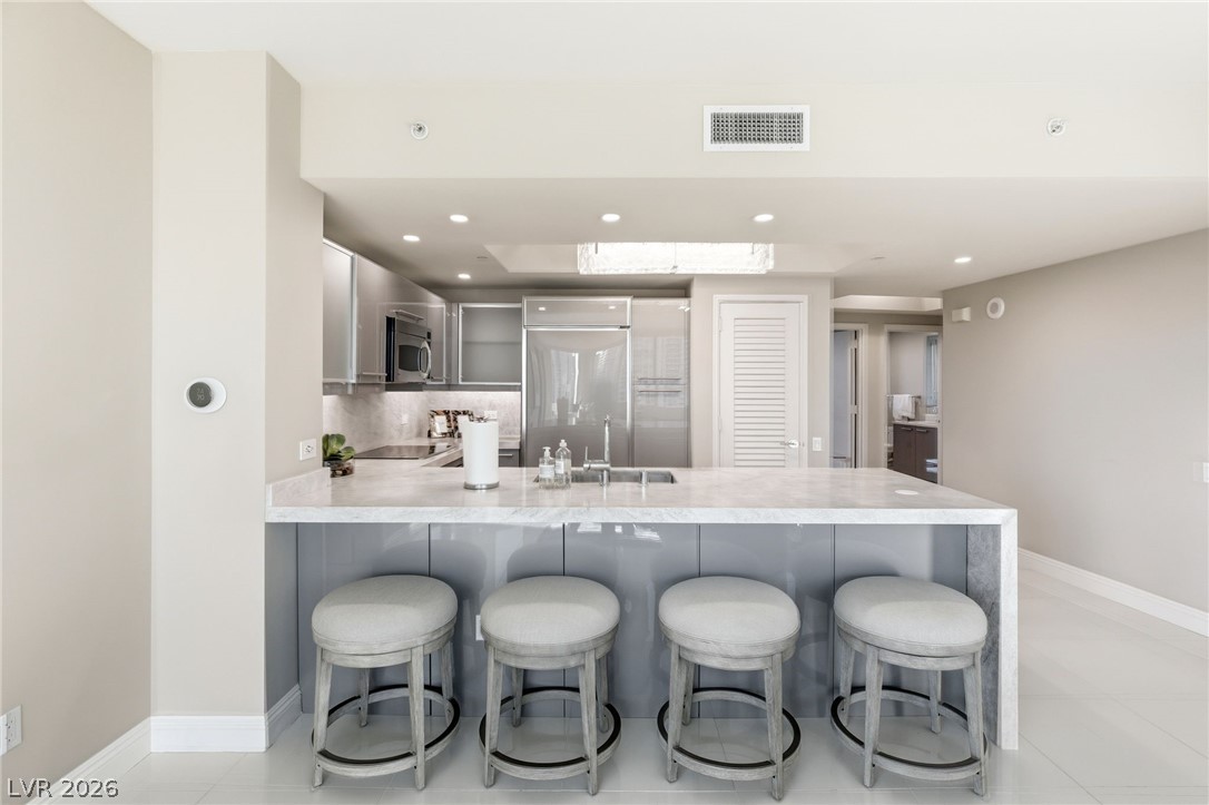 222 Karen Avenue 1701 Las Vegas NV 89109