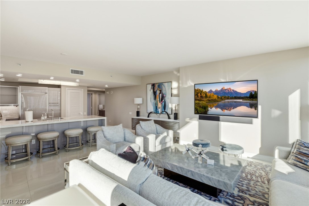 222 Karen Avenue 1701 Las Vegas NV 89109