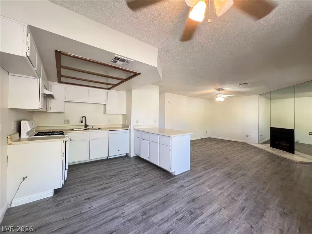 717 Rock Springs Drive 201 Las Vegas NV 89128