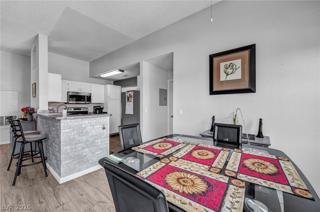 3150 Soft Breezes Drive 2014 Las Vegas NV 89128
