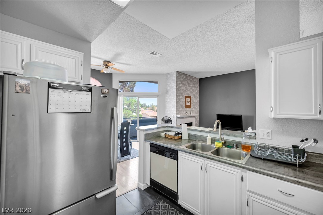 3150 Soft Breezes Drive 2014 Las Vegas NV 89128