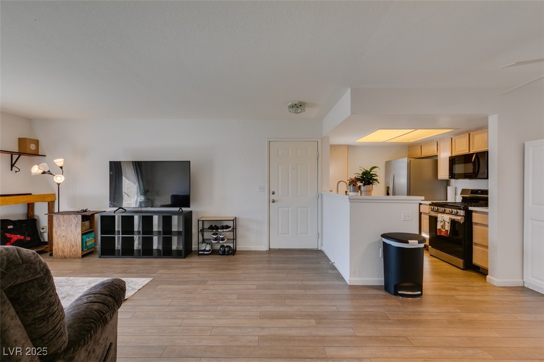 1901 Villa Palms Court 103 Las Vegas NV 89128