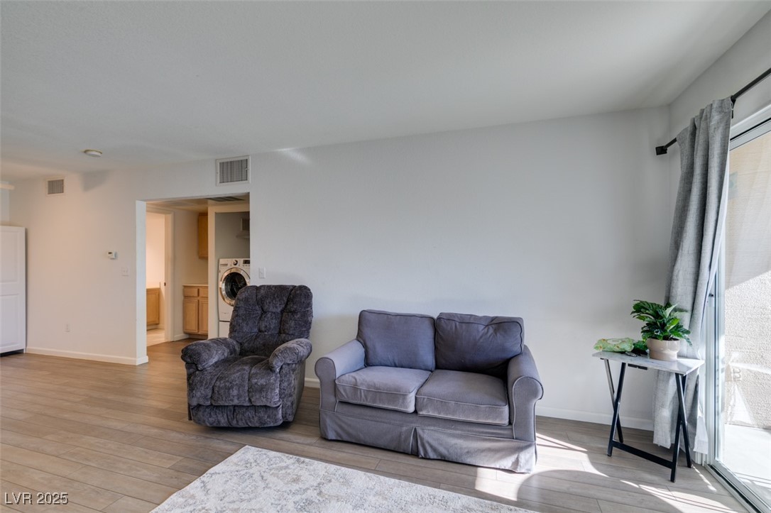 1901 Villa Palms Court 103 Las Vegas NV 89128