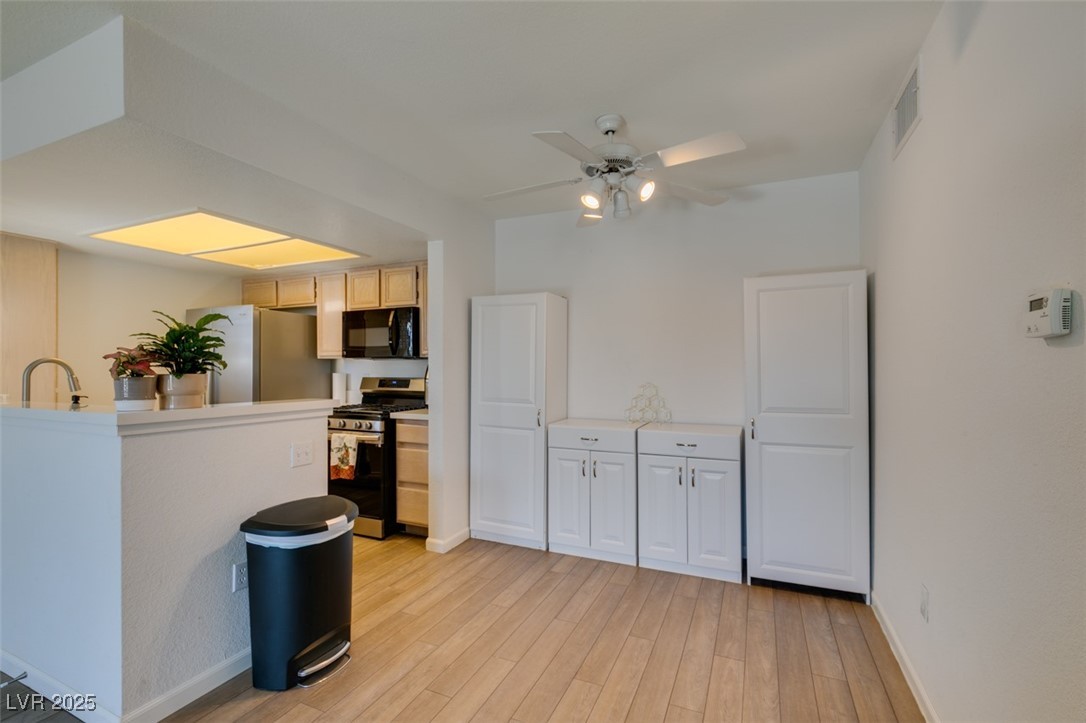 1901 Villa Palms Court 103 Las Vegas NV 89128