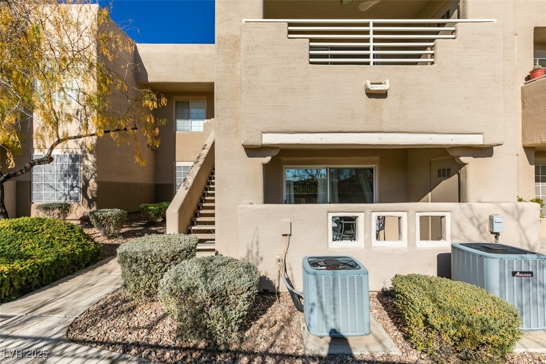 1901 Villa Palms Court 103 Las Vegas NV 89128