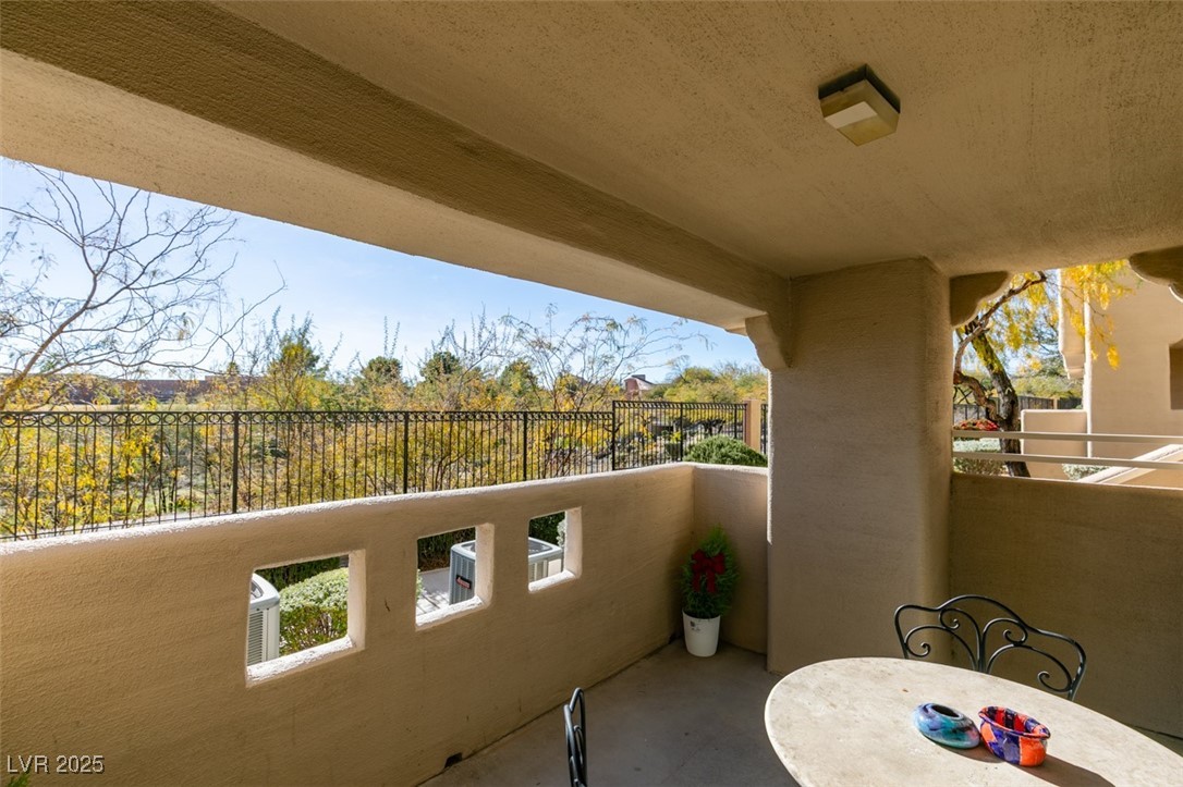 1901 Villa Palms Court 103 Las Vegas NV 89128